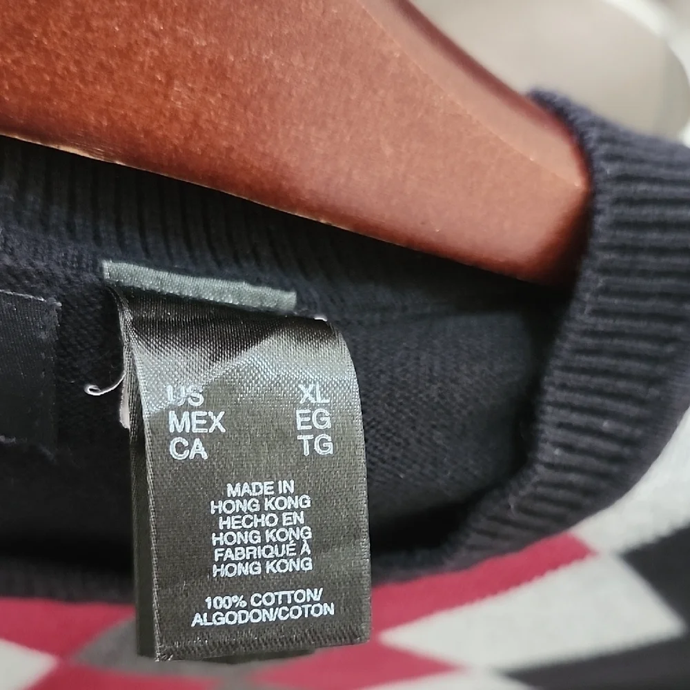 Axcess 100 % Cotton Crewneck Sweater with Argyle Pattern in Black, Red, and Gray